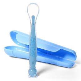 BABYONO Łyżeczka z przyssawką w etui 1462/01