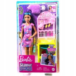 BARBIE HKD78 Skipper Lalka zestaw Przekłuwanie uszu