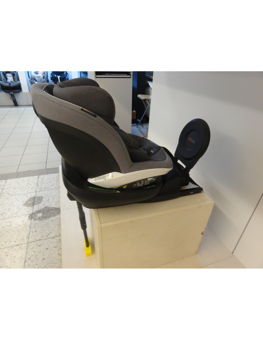 BESAFE Fotel IZI MODULAR + baza izi... BESAFE Fotel IZI MODULAR + baza izi...